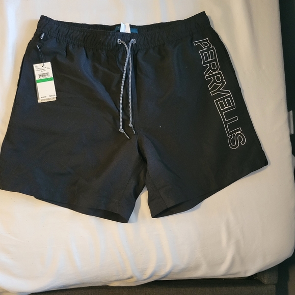 Perry Ellis Shorts - Picture 1 of 1